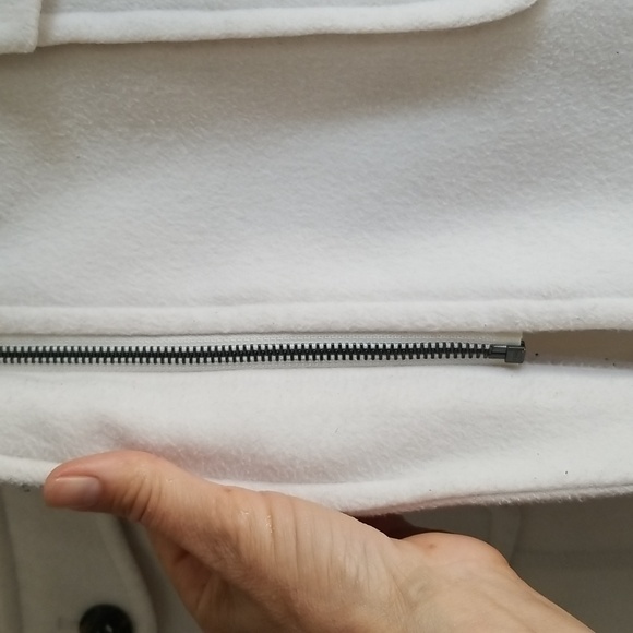 *CLEARANCE* Sz M Cream colour Hooded Peacoat - Picture 3 of 7